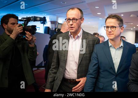 Abschlusspressekonferenz zur Klausurtagung des CDU-Bundesvorstands Friedrich Merz Parteivorsitzender, Christlich Demokratische Union Deutschlands gemeinsam mit Dr. Carsten Linneman Generalsekretaer der CDU Deutschlands BEI der Klausurtagung des CDU-Bundesvorstellung und Heidelberger der Heidelberg programzum 13.01.2024 Heidelberg Baden-Wuerttemberg Heidelberg *** Conférence de presse de clôture de la réunion à huis clos du Comité exécutif fédéral de la CDU Friedrich Merz Président du Parti, Union chrétienne-démocrate d'Allemagne avec le Dr. Carsten Linneman Banque D'Images