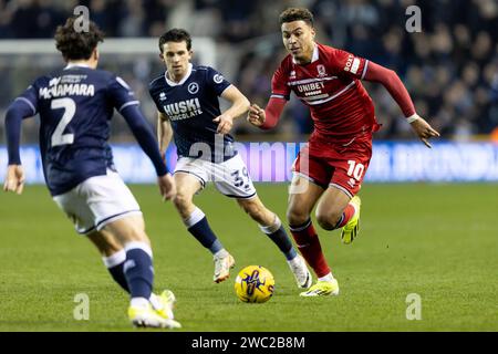 Morgan Rogers de Middlesbrough en action lors du match du championnat Sky Bet Millwall vs Middlesbrough au Den, Londres, Royaume-Uni, le 13 janvier 2024 (photo de Juan Gasparini/News Images) Banque D'Images