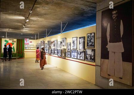 Musée de l'indépendance à Dhaka, Bangladesh conçu par Kashef Mahboob Chowdhury et Marina Tabassum Banque D'Images