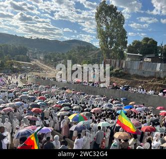 Gondar, Éthiopie, 19 janvier 2023 ; foule célébrant Timkat, une célébration orthodoxe éthiopienne à Gondar, Éthiopie Banque D'Images