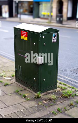 Mobilier urbain vert BT Telecomms pour téléphone et fibre Banque D'Images