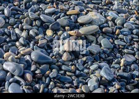 mer ​​stones sur la plage de Chypre en hiver Banque D'Images