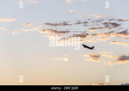 Compagnies aériennes gol à Rio de Janeiro, Brésil - 23 avril 2023 : avion gol pendant un vol à Rio de Janeiro. Banque D'Images