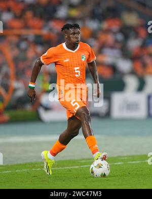 13 2024 janvier : Wilfried Stephane Singo (Côte d'Ivoire) contrôle le ballon lors d'un match de la coupe d'Afrique des Nations Groupe A, Côte d'Ivoire vs Guinée Bissau, au Stade Olympique Alassane Ouattara, Abidjan, Côte d'Ivoire. Kim Price/CSM (image de crédit : © Kim Price/Cal Sport Media) Banque D'Images