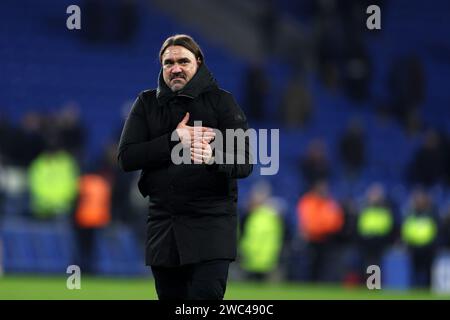 Cardiff, Royaume-Uni. 13 janvier 2024. Daniel Farke, le Manager du Leeds Utd FC célèbre la victoire de ses équipes. Match de championnat EFL Skybet, Cardiff City contre Leeds Utd au Cardiff City Stadium à Cardiff, pays de Galles, le samedi 13 janvier 2024. Cette image ne peut être utilisée qu'à des fins éditoriales. Usage éditorial uniquement, photo par Andrew Orchard/Andrew Orchard photographie sportive/Alamy Live News crédit : Andrew Orchard photographie sportive/Alamy Live News Banque D'Images