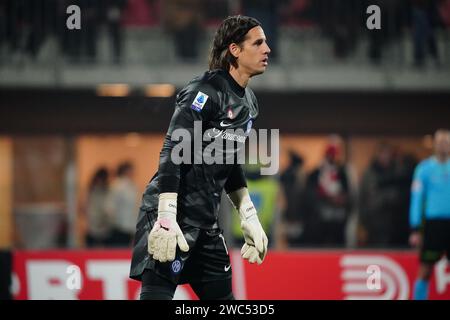 Yann Sommer (FC Inter) lors du championnat italien de Serie A match de football entre AC Monza et FC Internazionale le 13 janvier 2024 au U-Power Stadium de Monza, Italie - crédit : Luca Rossini/E-Mage/Alamy Live News Banque D'Images