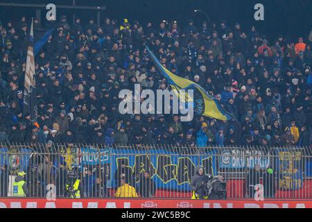 Monza, Italie - janvier 13 2024 - AC Monza vs FC Internazionale serie A - flags fc internazionale supporters crédit : Kines Milano/Alamy Live News Banque D'Images