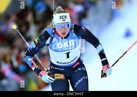 Ruhpolding, Allemagne. 14 janvier 2024. Biathlon : coupe du monde, 10 km de poursuite, femmes. Ingrid Tandrevold de Norvège en action. Crédit : Sven Hoppe/dpa/Alamy Live News Banque D'Images