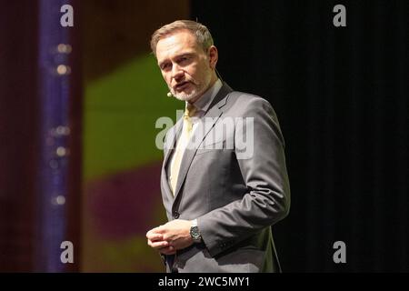 Neujahrsempfang der FDP in Nordrhein-Westfalen Gesellschaft, Politik, Parteien : Neujahrsempfang der FDP in Nordrhein-Westfalen am 14.01.24 im Maritim Hotel in Duesseldorf. Foto : Kirchner-Media/TH Duesseldorf Maritim Hotel Nordrhein-Westfalen Deutschland *** réception du nouvel an du FDP en Rhénanie du Nord-Westphalie Société, politique, fêtes réception du FDP en Rhénanie du Nord-Westphalie le 14 01 24 à l'Hôtel Maritim à Duesseldorf photo Kirchner Media TH Hôtel Duesseldorf Maritim Rhénanie du Nord-Westphalie Allemagne Copyright: xKirchner-Media/THX Banque D'Images