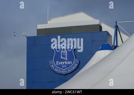 Liverpool, Royaume-Uni. 14 janvier 2024. Badge Everton sur le côté de Goodison Park lors du match de Premier League Everton vs Aston Villa à Goodison Park, Liverpool, Royaume-Uni, le 14 janvier 2024 (photo Steve Flynn/News Images) à Liverpool, Royaume-Uni le 1/14/2024. (Photo Steve Flynn/News Images/Sipa USA) crédit : SIPA USA/Alamy Live News Banque D'Images