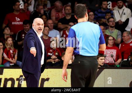 Pablo Laso (Bayern Basketball, Cheftrainer) gestikuliert. GER, FC Bayern Basketball vs Bamberg baskets, Basketball, 1.Bundesliga, saison 2023/2024, 14.01.2024, photo : Eibner-Pressefoto/Marcel Engelbrecht Banque D'Images