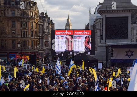 Londres, Angleterre, Royaume-Uni. 14 janvier 2024. Des milliers de manifestants pro-israéliens se rassemblent à Trafalgar Square pour marquer les 100 jours qui se sont écoulés depuis l'attaque du Hamas contre Israël le 7 octobre 2023. (Image de crédit : © Vuk Valcic/ZUMA Press Wire) USAGE ÉDITORIAL SEULEMENT! Non destiné à UN USAGE commercial ! Banque D'Images