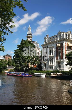 Weteringschans près de remblai rue d Amsterdam. Pays-bas Banque D'Images