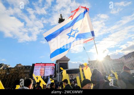 Trafalgar Square, Londres, Royaume-Uni. 14 janvier 2024. Stand avec Israël rassemblement à Trafalgar Square pour marquer les 100 jours depuis l'attaque du Hamas. Crédit : Matthew Chattle/Alamy Live News Banque D'Images