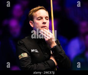 LONDRES, ROYAUME-UNI. 14 janvier 2024. Ali carter et Ronnie O’Sullivan en finales lors des MRQ Masters 2024 à Alexandra Palace le dimanche 14 janvier 2024 à LONDRES EN ANGLETERRE. Crédit : Taka G Wu/Alamy Live News Banque D'Images