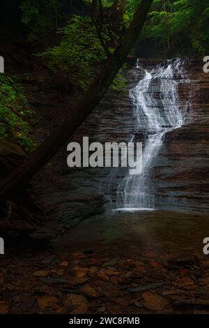 Buttermilk Falls dans le parc national de Cuyahoga Valley dans l'Ohio Banque D'Images