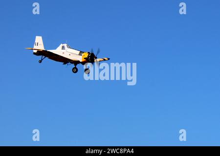 PZL-Mielec M-18 Dromader, avion de lutte contre l'incendie, utilisé par l'armée de l'air grecque atterrissant à l'aéroport Ioannis Kapodistris, Corfou, Grèce Banque D'Images