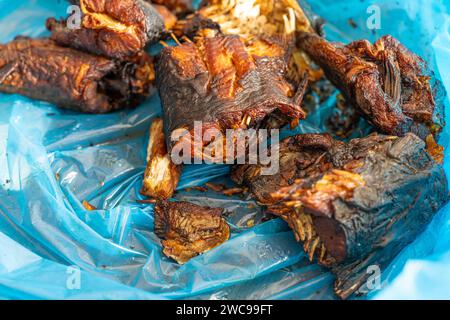 Poisson séché nigérian utilisé pour faire de la soupe et du ragoût Banque D'Images