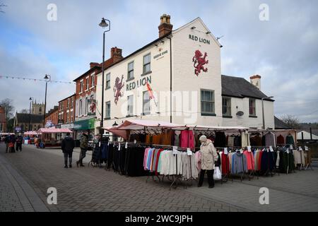 21 janvier 2022 : jour de marché à Hucknall, Nottinghamshire. La ville fait partie de la circonscription de Sherwood, un siège marginal actuellement occupé par les conservateurs. Banque D'Images