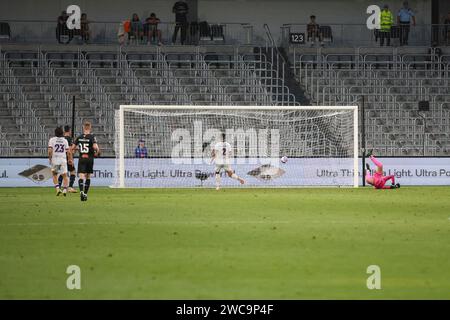 A-Leagues Unite Round - Perth Glory 3-4 Wellington Phoenix - 14 janvier 2024. Wellington Phoenix est revenu au sommet de l'échelle de l'Isuzu Ute A-League Banque D'Images