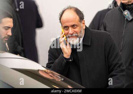 Milan, Italie. 14 janvier 2024. Luca Guadagnino arrive au défilé Prada lors du défilé de Milan automne/hiver 2024-2025 à Milan, Italie, le 14 janvier 2024. (Photo de Davide Vidotto/NurPhoto) crédit : NurPhoto SRL/Alamy Live News Banque D'Images