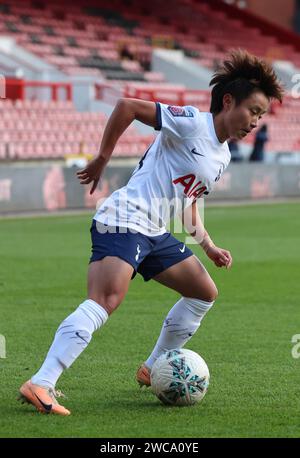 Zhang Linyan (prêtée par l'Université Wuhan Jianghan) lors du match de football féminin FA Cup entre Tottenham Hotspur Women et Sheffield United Wome Banque D'Images