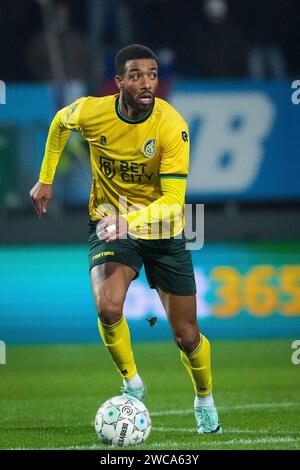Sittard, pays-Bas. 13 janvier 2024. SITTARD, PAYS-BAS - 13 JANVIER : Loreintz Rosier de Fortuna Sittard lors du match néerlandais d'Eredivisie entre Fortuna Sittard et Sparta Rotterdam au Fortuna Sittard Stadion le 13 janvier 2024 à Sittard, pays-Bas. (Photo Orange Pictures) crédit : dpa/Alamy Live News Banque D'Images