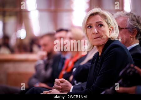 © Thomas Padilla/MAXPPP - 15/01/2024 ; Paris, France ; VOEUX A LA PRESSE DU PRESIDENT DU RASSEMBLEMENT NATIONAL. MARINE LE PEN. Paris, France, 15 janvier 2024. Président du parti d'extrême droite Jordan-Bardella nouvel an a souhaité aux journalistes crédit : MAXPPP/Alamy Live News Banque D'Images