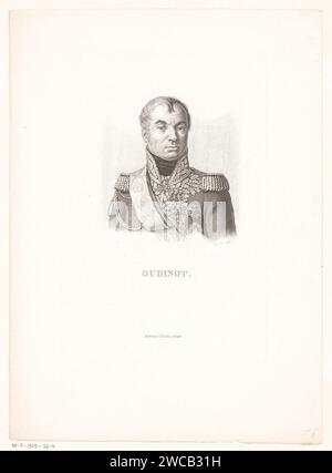 Portret van Nicolas-Charles-Marie Oudinot, Hertog Van Reggio, Charles aimé forestier, c. 1818 imprimeur : ParisFrancepublisher : Paris gravure sur papier personnages historiques. commandant en chef, général, maréchal Banque D'Images