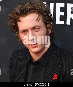 Santa Monica, Californie. Le 14 janvier 2024, Jeremy Allen White assiste à la 29e cérémonie annuelle des Critics Choice Awards au Barker Hangar le 14 janvier 2024 à Santa Monica, en Californie. Photo : C Flanigan/imageSPACE Banque D'Images