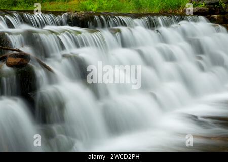 Cascade sur Hickory Run, Hickory Run State Park, New York Banque D'Images