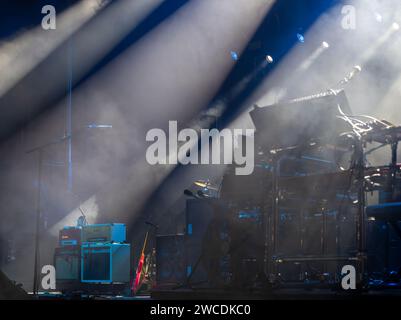 Backstage, où les instruments se reposent avant leur grand moment Banque D'Images