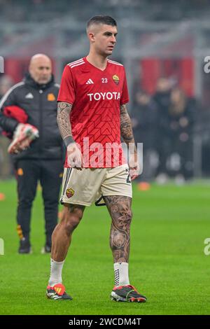 Milan, Italie. 14 janvier 2024. Gianluca Mancini de Roma s'échauffe pour le match de Serie A entre l'AC Milan et Roma à San Siro à Milan. (Crédit photo : Gonzales photo/Alamy Live News Banque D'Images