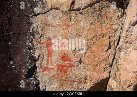 Pictogrammes sur le lac Nord Hegman, Boundary Waters Canoe Area Wilderness, Superior National Forest, Minnesota Banque D'Images