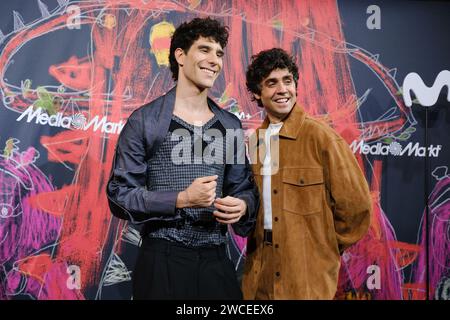 Los Javis, Javier Calvo y Javier AmbrossI assiste au concert de 'Stella Maris', le groupe musical qui joue sur la série 'la Mesias' au Calderon T. Banque D'Images