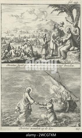 Merveilleuse multiplication des pains et des poissons à travers le Christ et le Christ coule sur l'eau, Jan Luyken, 1690 imprimer deux représentations d'une assiette. Imprimer en haut à droite marquée : fol. 155. Gravure sur papier Amsterdam multiplication des pains et des poissons pour une multitude de quatre ou cinq mille personnes (Matthieu 14:13-21, 15:32-44, Marc 6:32-39, 8:1-10, Luc 9:10-17; Jean 6:1-14). Christ sauve Pierre de la noyade Banque D'Images