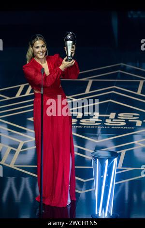 Londres, Grande-Bretagne. 15 janvier 2024. Mary Earps (Angleterre/Manchester United) remporte le prix de meilleure gardienne de but féminin lors des Best FIFA football Awards 2023 à Londres, Grande-Bretagne, le 15 janvier 2024. Crédit : Stephen Chung/Xinhua/Alamy Live News Banque D'Images