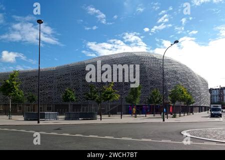 Paris, France - 09 août 2017 : le Stade Jean-Bouin est un stade polyvalent situé dans le 16e arrondissement de Paris. L'établissement, à travers le Banque D'Images