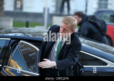 Londres, Royaume-Uni. 16 janvier 2024. Oliver Dowden, chancelier du duché de Lancaster arrive pour la réunion du Cabinet. Crédit : Uwe Deffner/Alamy Live News Banque D'Images