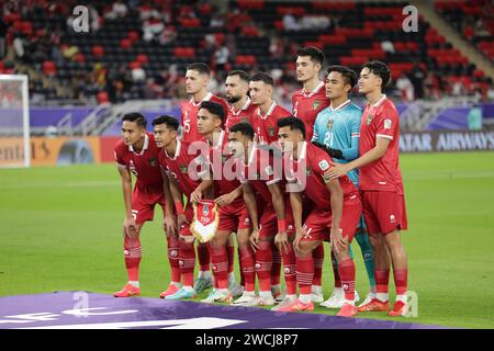 Qatar 15 janvier 2024 - photo de l'équipe Indonésie Rizky Ridho, Elkan Baggott, Marselino Ferdinan, Ernando Ari lors du match de coupe d'Asie AFC 2023 entre l'Indonésie et l'Irak au stade Ahmad bin Ali à Al-Rayyan, à l'ouest de Doha, Qatar, le 15 janvier 2024 Banque D'Images