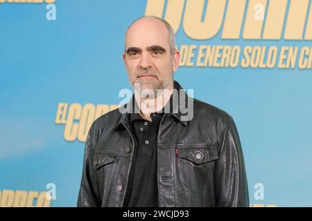 Luis Tosar assiste au photocall de Madrid pour 'El Correo' à l'hôtel URSO le 16 janvier 2024 à Madrid, Espagne. ( Banque D'Images