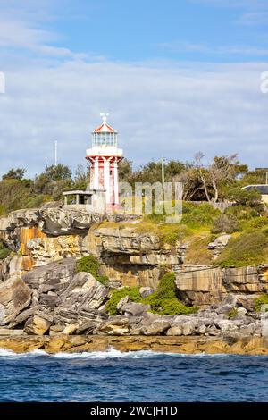 Phare de Hornsby sur South Head vu depuis Fairfax Walk à North Head, Manly, Sydney, Nouvelle-Galles du Sud. Banque D'Images