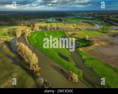 Wesel, Rhénanie du Nord-Westphalie, Allemagne - inondation sur la Lippe, rivière dans la région de la Ruhr. Banque D'Images