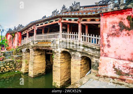 Pont japonais historique dans la ville de Hoi an, Vietnam Banque D'Images