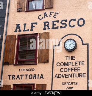 Extérieur du café «Alf Resco» à Dartmouth, Devon. Banque D'Images