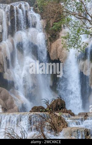 Cascades de Kuang si, près de Luang Prabang, Laos Banque D'Images