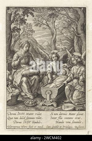 Christkind dort à de Wieg, Hieronymus Wierix, 1563 - avant 1619 imprimer Paysage avec l'enfant Christ qui dort dans sa crèche. Deux anges veillent sur lui. Maria est assise à côté du berceau et émet. Dans la marge, une légende de six lignes, en deux colonnes, en latin. Berceau de gravure papier Anvers, berceau. Naissance et jeunesse du Christ. Les occupations domestiques de Marie Banque D'Images