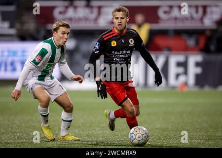 Rotterdam, pays-Bas. 16 janvier 2024. ROTTERDAM, PAYS-BAS - 16 JANVIER : Kenzo Goudmijn de l'Excelsior Rotterdam dribble avec le ballon lors du match de la Toto KNVB Cup entre l'Excelsior Rotterdam et le FC Groningen au Van Donge & de Roo Stadion le 16 janvier 2024 à Rotterdam, pays-Bas. (Photo Broer van den Boom/Orange Pictures) crédit : Orange pics BV/Alamy Live News Banque D'Images