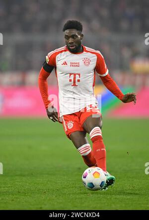 Alphonso Davies Bayern FC Munich FCB (19) action Allianz Arena, Munich, Bavière, Allemagne Banque D'Images