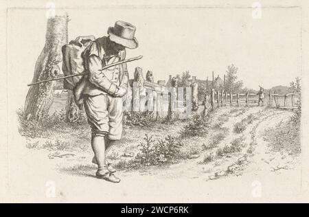 Voyageur sur un Landweg, Jacob Ernst Marcus, 1813 imprimer Un voyageur avec une tête courbée sur une route de campagne, a vu un deuxième voyageur sur le dos au loin. Gravure sur papier Amsterdam 'en route', voyageur en cours de route. bâton de marche, personnel. sac à dos, sac à dos Banque D'Images